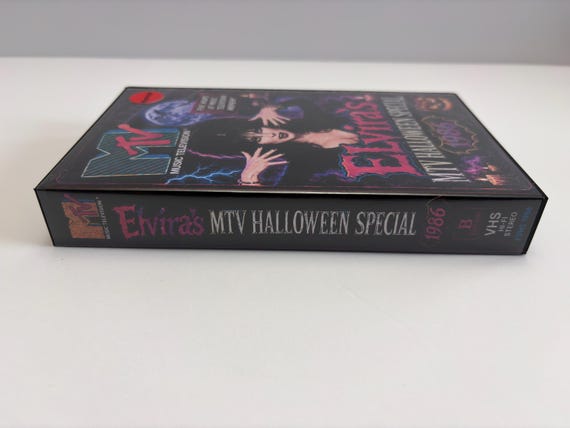 Elvira's MTV Halloween Special 1986 custom VHS photo 2