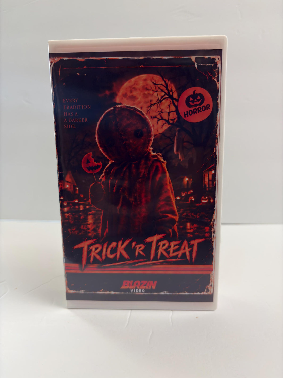Trick ’r Treat VHS – Orange Tape – Sam Cover Edition – Halloween Horror Custom Retro VHS – Full Screen 4:3