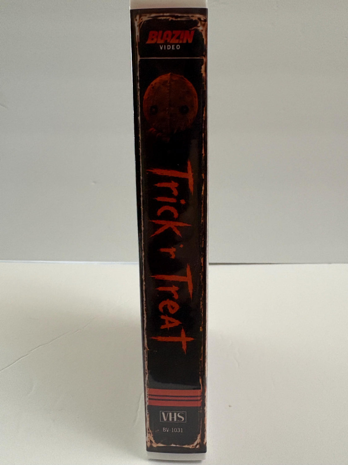 Trick ’r Treat VHS – Orange Tape – School Bus Massacre Cover Edition – Halloween Horror Custom Retro VHS – Full Screen 4:3