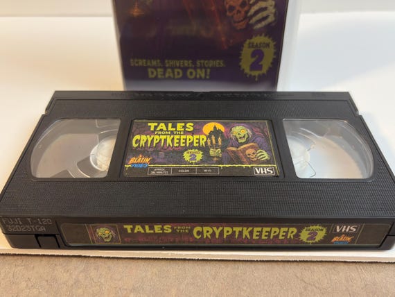 Tales from the Cryptkeeper Season Two clamshell detail