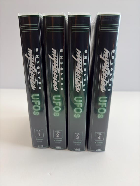 Unsolved Mysteries UFOs VHS box set photo 4